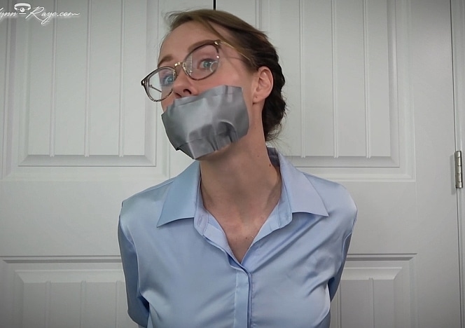 Madalynn_teaches_you_how_to_help_the_gagged_damsel