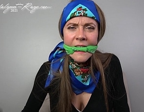 Silk_scarves_and_bandana_gag_demo